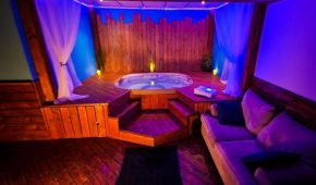 Petit studio très intime, avec spa intérieur au coeur de Shawinigan